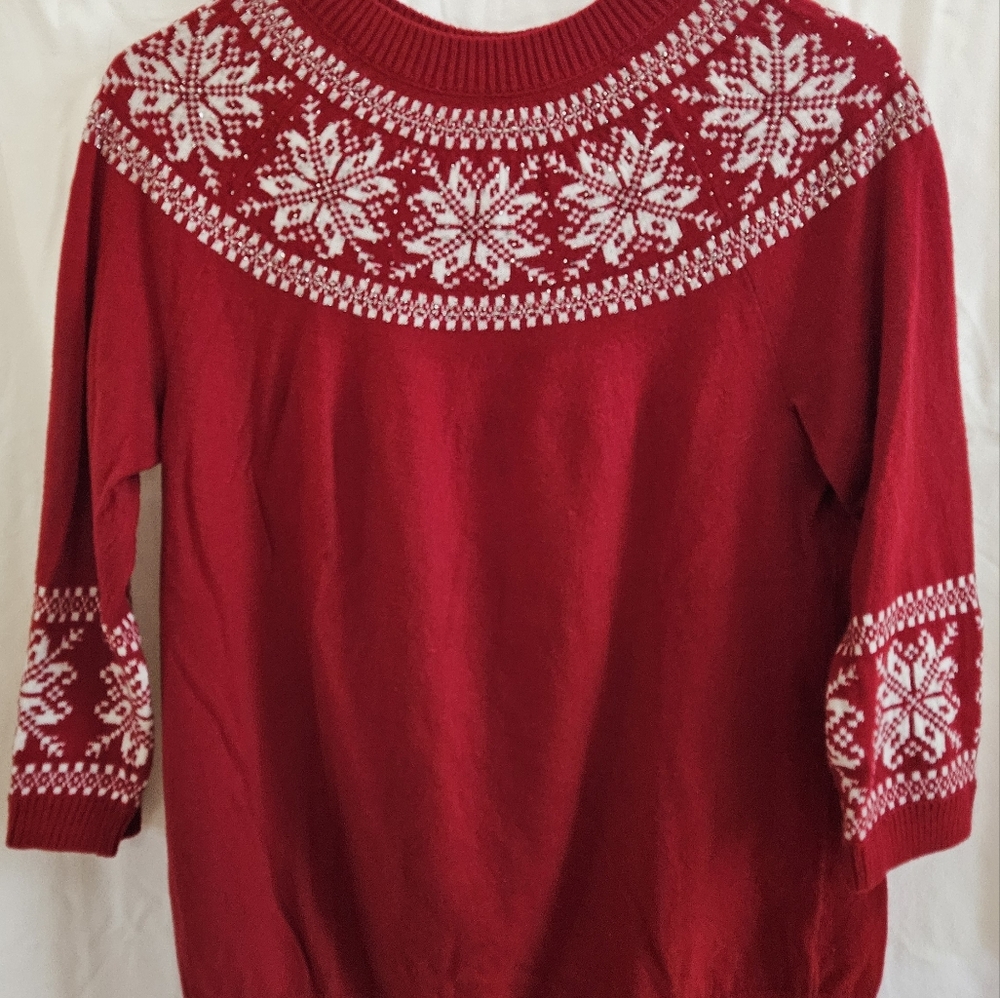 Women's Red Snowflake Sweater Small